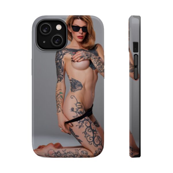 Raven Signature iPhone 13, 14, 15 MagSafe Case